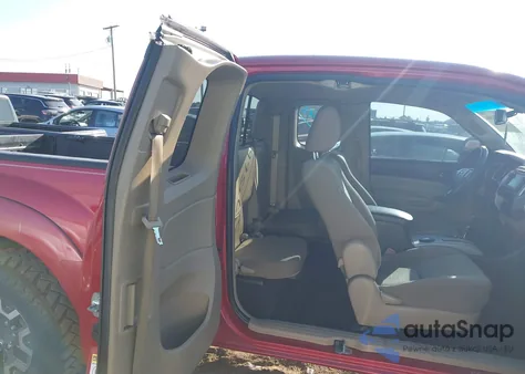 2013 Toyota Tacoma from USA, damaged, VIN 5TFUX4EN8DX017988